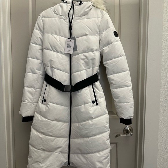 NOIZE Capri Belted Jacket - Picture 7 of 16